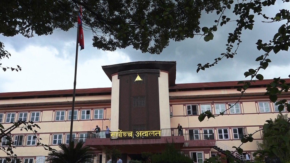 एमालेलाई जग्गा दानसम्बन्धी रिटको सुनुवाइ स्थगित